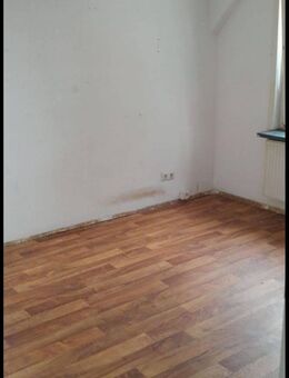 Schöne Zweizimmerwohnung im Hinterhaus - Brunsbüttel
