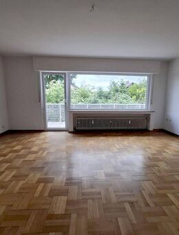 Zum Wohlfühlen : 3-Zimmer-Wohnung mit Sonnenbalkon in ruhiger Umgebung (Linie 16 + Rheinnähe) - Bornheim (Nordrhein-Westfalen)