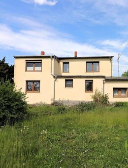 Idyllischer Hof mit großem Grundstück und eigenem Teich - Havelberg