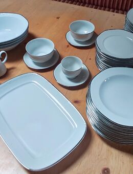 Mitterteich Bavaria 5 Tafelservice mit Goldrand – über 55 Teile, sehr guter Zustand - Mörlenbach