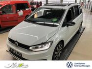 VW Touran, 2.0 TDI Highline, Jahr 2023 - Kempten (Allgäu)