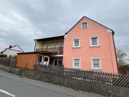 Tatkräftige Käufer gesucht: Einfamilienhaus mit Anbau und Einzelgarage - Döhlau