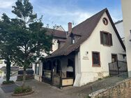 Charmantes "Blumen Pavillon" Haus in neuem Glanz: Frisch renoviertes/saniertes Wohn- & Geschäftshaus - Badenweiler