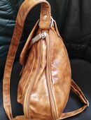 Schöne Umhängetasche in 99510