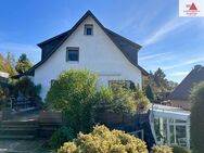 Großes Einfamilienhaus in Amtsberg nahe Chemnitz mit Carport, Sonnenterrassen, Garten und Bungalow - Amtsberg