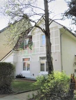 3 Zimmer Wohnung im Zweifamilienhaus in sehr schöner und zentraler Lage in Hamburg-Eidelstedt! - Hamburg