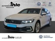 VW Passat Variant, 1.4 TSI GTE Plug-In Hybrid IQ-DRIVE R-FAHRKAMERA, Jahr 2023 - Hohenwestedt