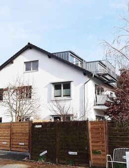 RÖSRATH-Hoffnungsthal: Dachgeschosswohnung mit Blick auf das Bergische Land - Rösrath