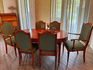 Warrings Stilmöbel Kirschbaum Salzburger Model Tisch und 6 Stühle aus dem Hause des Edelmöbelherstellers WARRINGS NUR VB 399 € - Schleswig