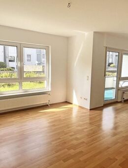 Helle 2 Zimmer-Wohnung mit Einbauküche, Südbalkon und Tiefgaragenstellplatz in Bad Oeynhausen - Zentrum - Bad Oeynhausen