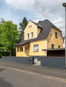 MANNELLA *Ein Haus, das Geschichten erzählt* und bereit ist, Neue zu schreiben - Hennef (Sieg)