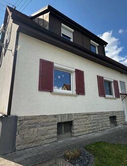 Gemütliche DHH mit Ausbaureserve (provisionsfrei für Käufer) - Schömberg (Regierungsbezirk Tübingen)
