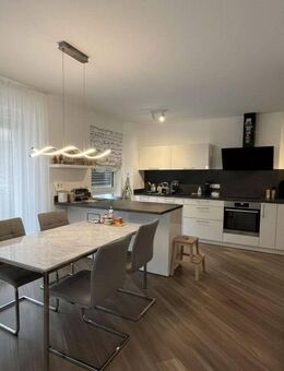 Neuwertige 3 Zimmer EG-Wohnung mit tollem Grundriss - Künzelsau