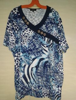 Shirt blau gemustert mit Zierknöpfen, kurzer Arm, Gr.XXL,Viskose/Elastan NEU! - Leipzig Ost