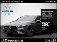 Mercedes A 180, Progressive Wide 17, Jahr 2023 - Betzdorf