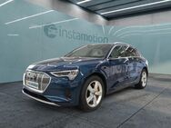Audi e-tron, 55 Q ADVANCED UPE123 LM21 SPIEGEL MASSAGE, Jahr 2022 - München