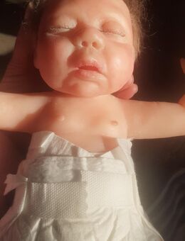 Vollsilikonbaby nur Abholung - Halbemond