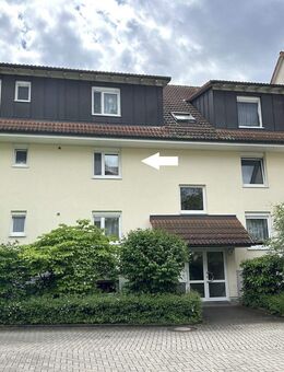 4% RENDITE + WERTSTEIGERUNG VERMIETETE 3 RAUMWOHNUNG MIT GROSSEM BALKON - Radebeul