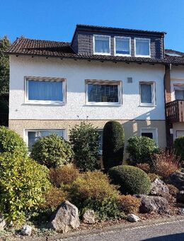 Schönes 2-Familienhaus auf sonnigem Erbpachtgrundstück in Hohenlimburg mit Doppelgarage! - Hagen (Stadt der FernUniversität)