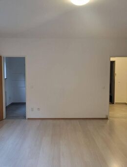 SGE IMMO- Großzügige 1-Zimmer-Wohnung mit Balkon und schönem Ausblick in Bad Herrenalb - Bad Herrenalb