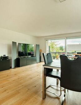 Neuwertige Erdgeschosswohnung mit Terrasse, Garten und Tiefgaragenstellplatz - Bad Säckingen