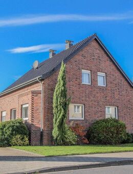 Charmantes Einfamilienhaus mit Wintergarten und gepflegtem Garten in angenehmer Wohnlage von Mönchengladbach-Giesenkirchen - Mönchengladbach