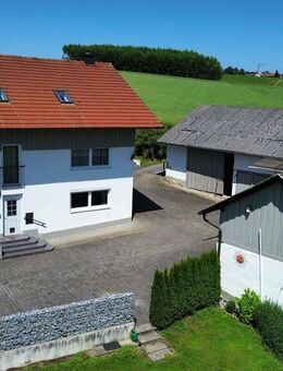 Traum-Zweifamilienhaus in idyllischer Alleinlage für Naturliebhaber - mit Wohnrecht - Vilshofen (Donau)