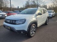 Dacia Duster, Journey TCe 100, Jahr 2024 - Zella-Mehlis