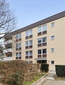 Großzügige 4-Zimmer-Wohnung mit Westbalkon und Stellplatz in München-Feldmoching - München