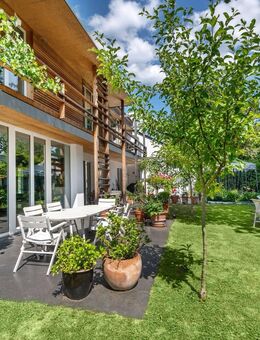 Architekten-Haus mit hohem ästhetischem Anspruch und bezauberndem Garten - München