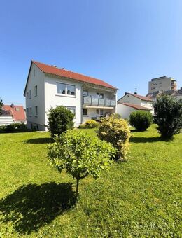 Zweifamilienhaus auf großem, sonnigem Grundstück! - Waiblingen