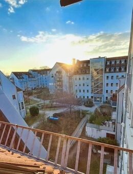 Großzügige 4 Zimmer-Wohnung mit Klima, Fußbodenheizung & Tiefgarage! - Fürth