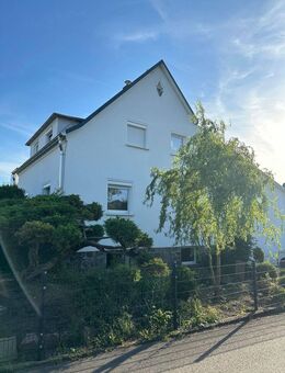 Jetzt deutlich reduziert: Stilvolles Haus mit Garten, Einliegerpotenzial & Top-Lage! - Limbach-Oberfrohna