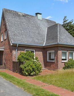 Einfamilienhaus mit Garage in strandnaher Lage - Sylt