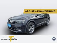 VW Tiguan, 1.5 TSI Allspace R-LINE BLACK, Jahr 2021 - Herne