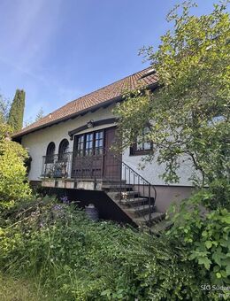 Ein Haus mit Seele - Freistehendes Familienidyll mit Potenzial und Blick ins Grüne in bester Lage - Bad Herrenalb