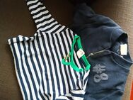 blauer Sweater und duenn gestreifter Pullover Gr. 80 - Bonn