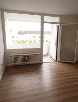 Mitten in der Südstadt: Sanierte 1-Zimmer-Wohnung mit Westbalkon - Hannover