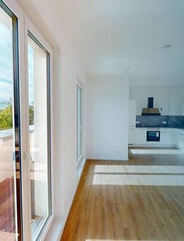 Moderne und geräumige 3-Zimmer-Wohnung mit DACHTERRASSE und EBK im Weißenseer Neubauquartier FREIRAUM - Berlin