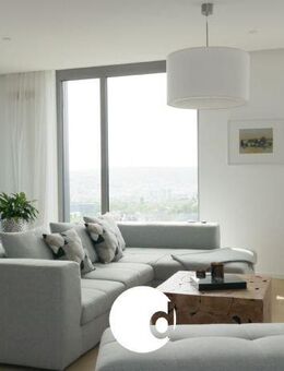 Außergewöhnliche 2,5-Zimmer-Wohnung mit tollem Ausblick im höchsten Wohnhaus Stuttgarts - Stuttgart