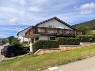 Freihstehendes Einfamilienhaus mit großer Terrasse und Gästeappartment in idyllischer Lage von Seitingen-Oberflacht - Seitingen-Oberflacht