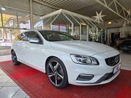 Volvo V60 Kombi Summum R Design +LEDER+NAVI+GSD+SPURAS - Lahnstein