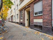 Bezugsfreie und wunderbar helle 2,5-Zimmer-Wohnung mit 2 Balkonen in Berlin - Prenzlauer Berg - Berlin