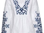 LASCANA Langarmbluse mit aufwendiger Stickerei, Damenbluse, Tunika
