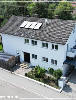 Großzügiges Einfamilienhaus mit Einliegerwohnung und Garten - Aiterhofen