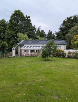 Bungalow in zweiter, ruhiger Lage. Überzeugendes,großes Grundstück in Cuxhaven Altenbruch. Ideal für Naturliebhaber! - Cuxhaven
