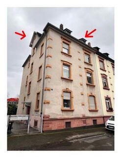 ALTBAU ESCHERSHEIM: Dachgeschosswohnung mit *Ausbaupotential*