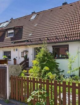 Sanierungsbedürftiges Reiheneckhaus in Bestlage von Allach - mit genehmigter Wohnraumerweiterung - München