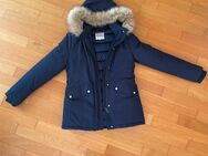 REVIEW Winterjacke für Teenager, Gr. L - Leverkusen