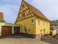 Kunsthandwerk - Kernsaniertes Haus mit PV- und Solaranlage im Zentrum von Ebhausen - Ebhausen